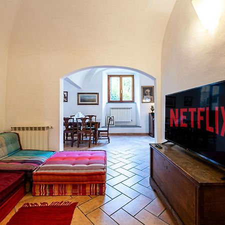 Laboratorio Dell'Alabastro Appartement Volterra Buitenkant foto